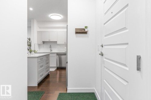 307 8730 82 Avenue, Edmonton, AB - Indoor