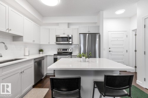 307 8730 82 Avenue, Edmonton, AB - Indoor Photo Showing Kitchen With Upgraded Kitchen