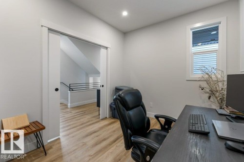 102 Edgefield Way, St. Albert, AB - Indoor Photo Showing Office