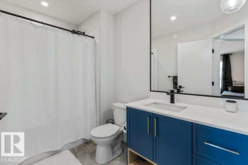 102 Edgefield Way, St. Albert, AB - Indoor Photo Showing Bathroom