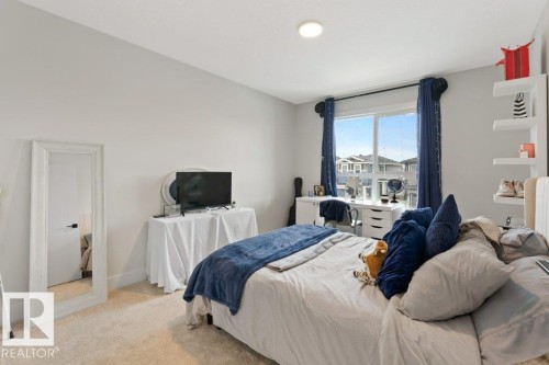 102 Edgefield Way, St. Albert, AB - Indoor Photo Showing Bedroom