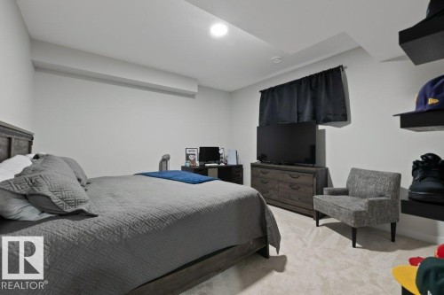 102 Edgefield Way, St. Albert, AB - Indoor Photo Showing Bedroom