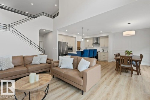 102 Edgefield Way, St. Albert, AB - Indoor Photo Showing Living Room