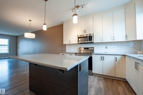 2327 84 Street, Edmonton, AB - Indoor Photo Showing Kitchen