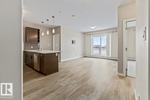 412 320 Ambleside Link Link, Edmonton, AB - Indoor
