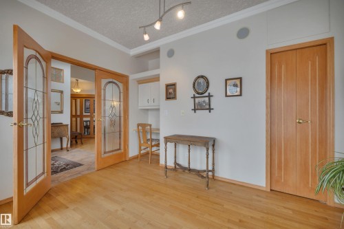 615 Twin Brooks Bend, Edmonton, AB - Indoor Photo Showing Other Room