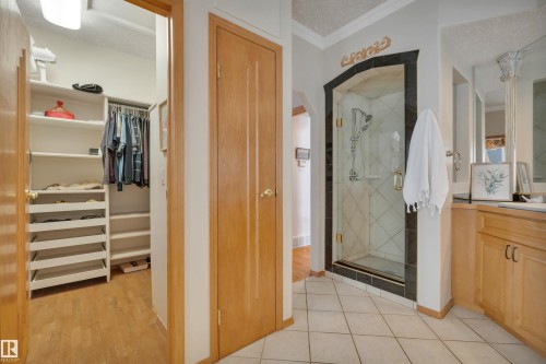 615 Twin Brooks Bend, Edmonton, AB - Indoor