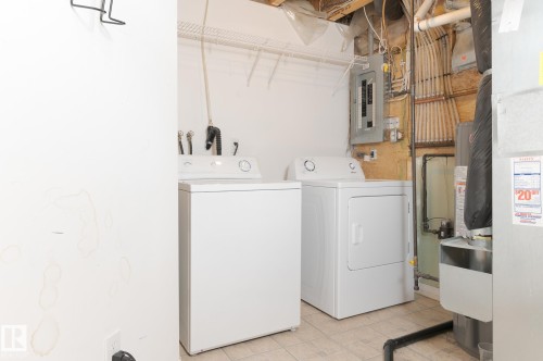 41 2021 Grantham Court, Edmonton, AB - Indoor Photo Showing Laundry Room