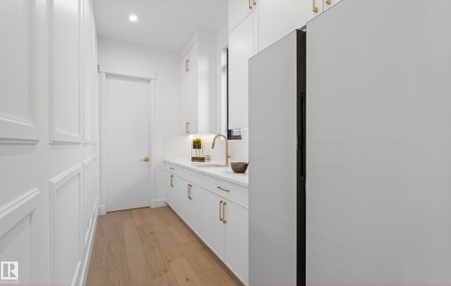 10342 138 Street, Edmonton, AB - Indoor