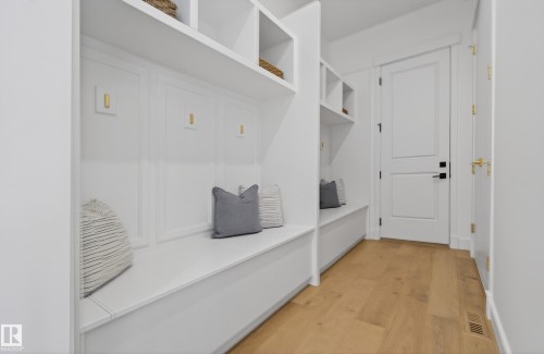 10342 138 Street, Edmonton, AB - Indoor