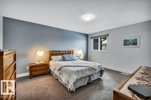 6485 King Wynd, Edmonton, AB - Indoor Photo Showing Bedroom