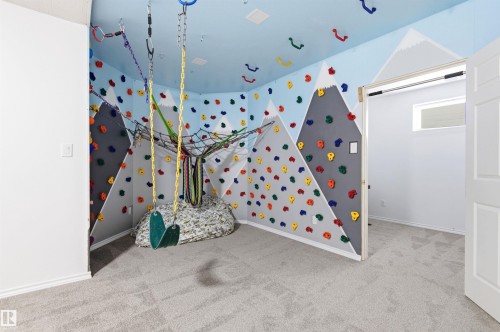 582 Glenwright Crescent, Edmonton, AB - Indoor Photo Showing Other Room