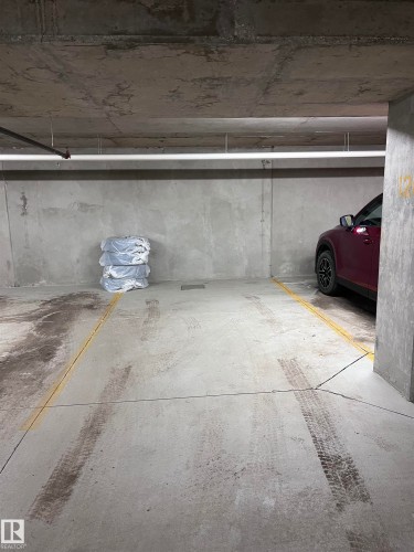 7508 Getty Gate, Edmonton, AB 