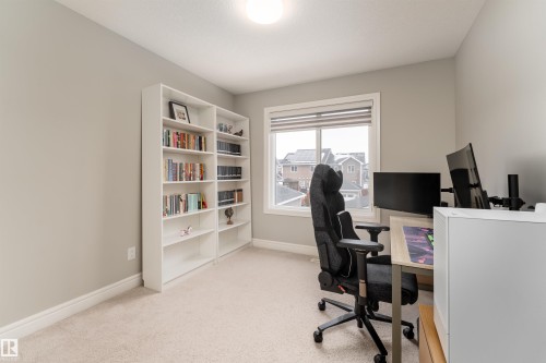 6741 Elston Lane, Edmonton, AB - Indoor Photo Showing Office