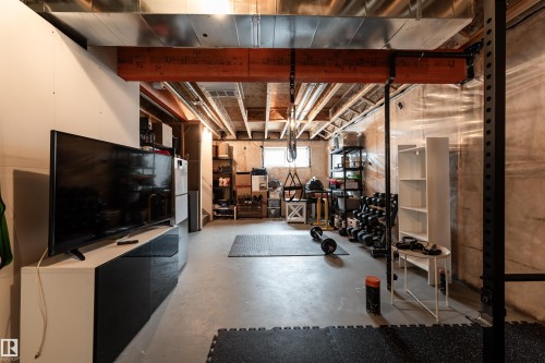 6741 Elston Lane, Edmonton, AB - Indoor Photo Showing Basement