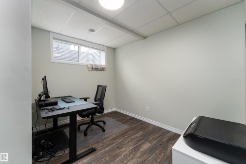 6741 Elston Lane, Edmonton, AB - Indoor Photo Showing Other Room