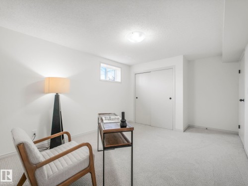 200 Burton Road, Edmonton, AB - Indoor Photo Showing Other Room