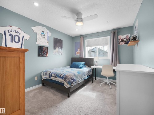 1567 37C Avenue, Edmonton, AB - Indoor Photo Showing Bedroom