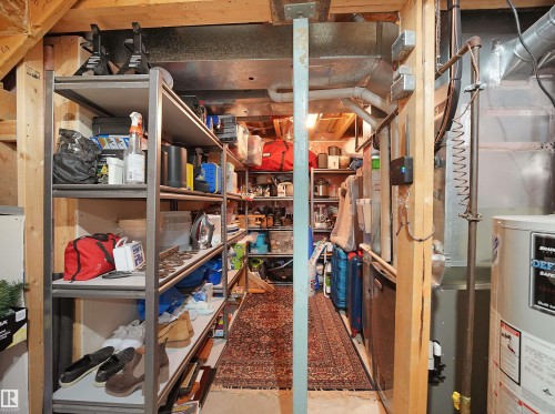 1567 37C Avenue, Edmonton, AB - Indoor With Storage