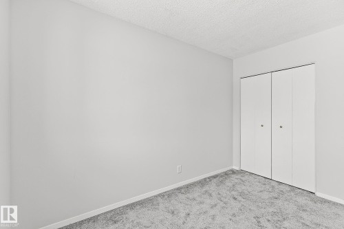 11365 22 Avenue, Edmonton, AB - Indoor Photo Showing Other Room