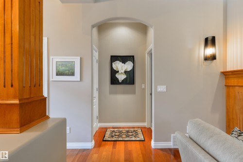 310 Caldwell Close, Edmonton, AB - Indoor Photo Showing Other Room