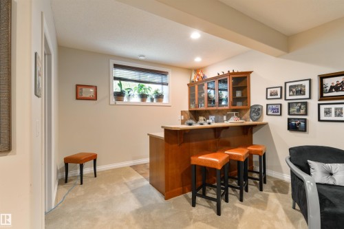 310 Caldwell Close, Edmonton, AB - Indoor