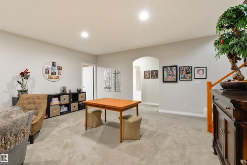 310 Caldwell Close, Edmonton, AB - Indoor Photo Showing Other Room