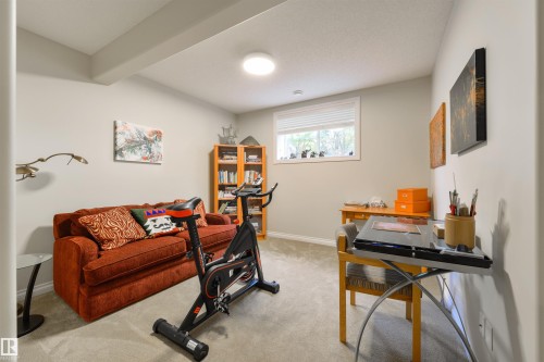 310 Caldwell Close, Edmonton, AB - Indoor
