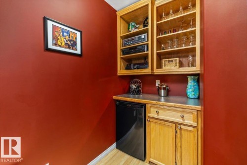 520 Wiseman Lane, Edmonton, AB - Indoor