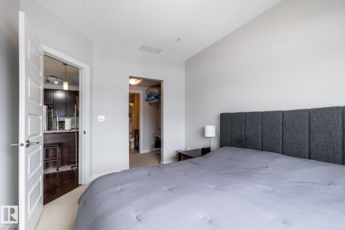 325 5151 Windermere Boulevard, Edmonton, AB - Indoor Photo Showing Bedroom
