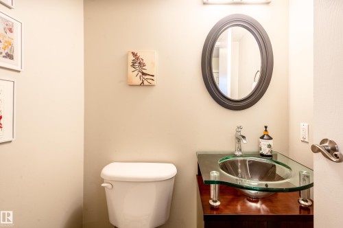 71 Forest Grove, St. Albert, AB - Indoor Photo Showing Bathroom