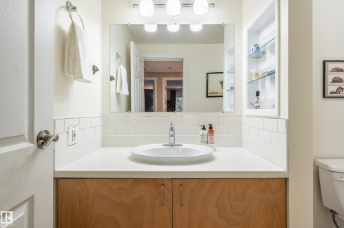 71 Forest Grove, St. Albert, AB - Indoor Photo Showing Bathroom