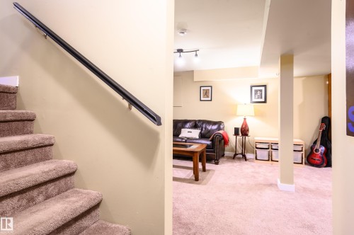 71 Forest Grove, St. Albert, AB - Indoor Photo Showing Other Room