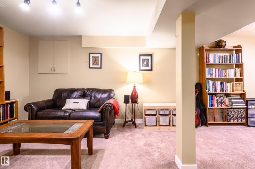 71 Forest Grove, St. Albert, AB - Indoor