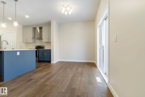 5736 176 Avenue, Edmonton, AB - Indoor Photo Showing Kitchen