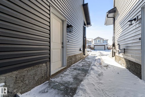 5736 176 Avenue, Edmonton, AB - Outdoor With Exterior