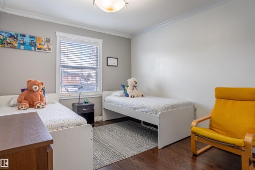 12846 122 Street, Edmonton, AB - Indoor Photo Showing Bedroom