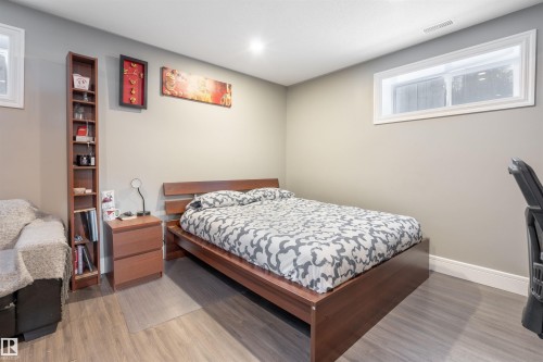 12846 122 Street, Edmonton, AB - Indoor Photo Showing Bedroom