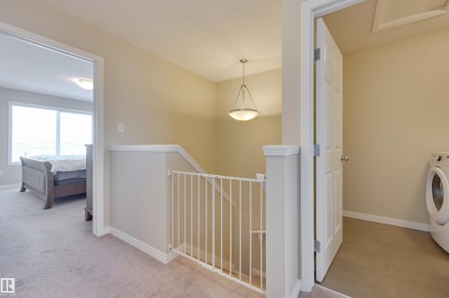 1426 152 Avenue, Edmonton, AB - Indoor Photo Showing Laundry Room