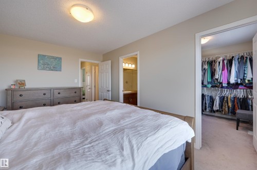 1426 152 Avenue, Edmonton, AB - Indoor Photo Showing Bedroom