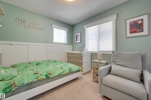 1426 152 Avenue, Edmonton, AB - Indoor Photo Showing Bedroom