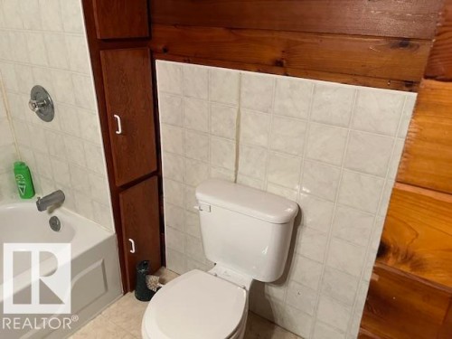 1040 A&B Mitchell Beach Beach, Rural Leduc County, AB 