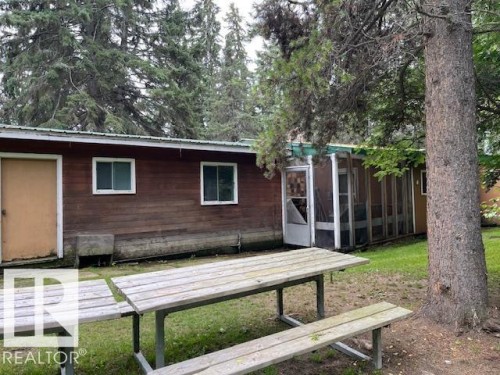 1040 A&B Mitchell Beach Beach, Rural Leduc County, AB 