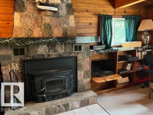 1040 A&B Mitchell Beach Beach, Rural Leduc County, AB 