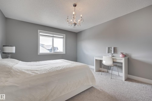 3625 Keswick Boulevard, Edmonton, AB - Indoor Photo Showing Bedroom