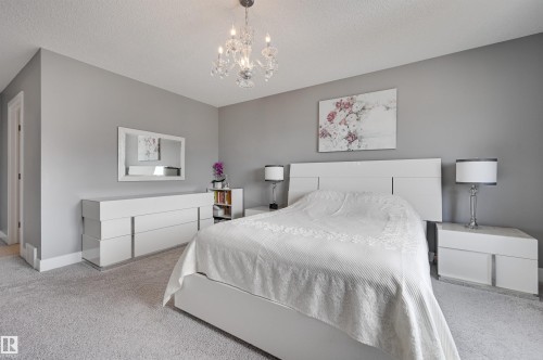 3625 Keswick Boulevard, Edmonton, AB - Indoor Photo Showing Bedroom