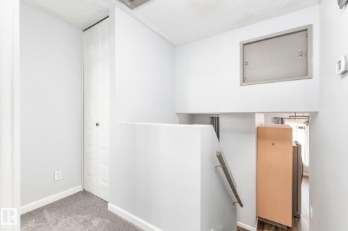 35 Wellington Crescent, Spruce Grove, AB - Indoor Photo Showing Other Room