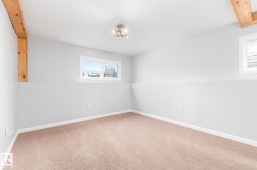 35 Wellington Crescent, Spruce Grove, AB - Indoor Photo Showing Other Room