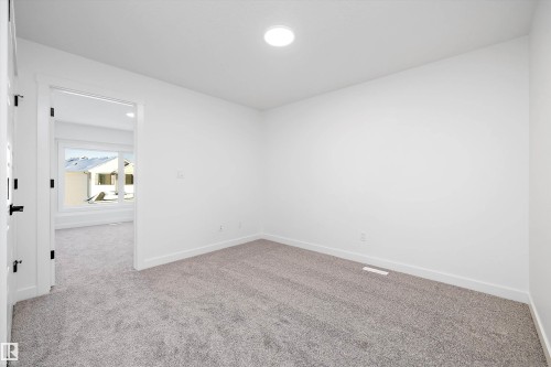 18713 18A Avenue, Edmonton, AB - Indoor Photo Showing Other Room