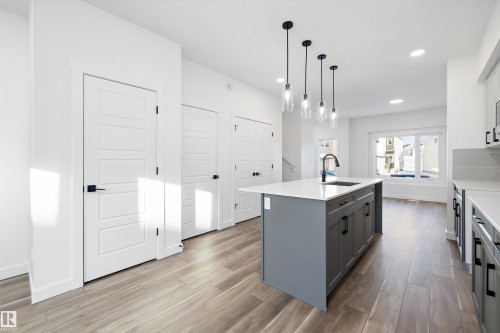 18713 18A Avenue, Edmonton, AB - Indoor Photo Showing Kitchen With Upgraded Kitchen